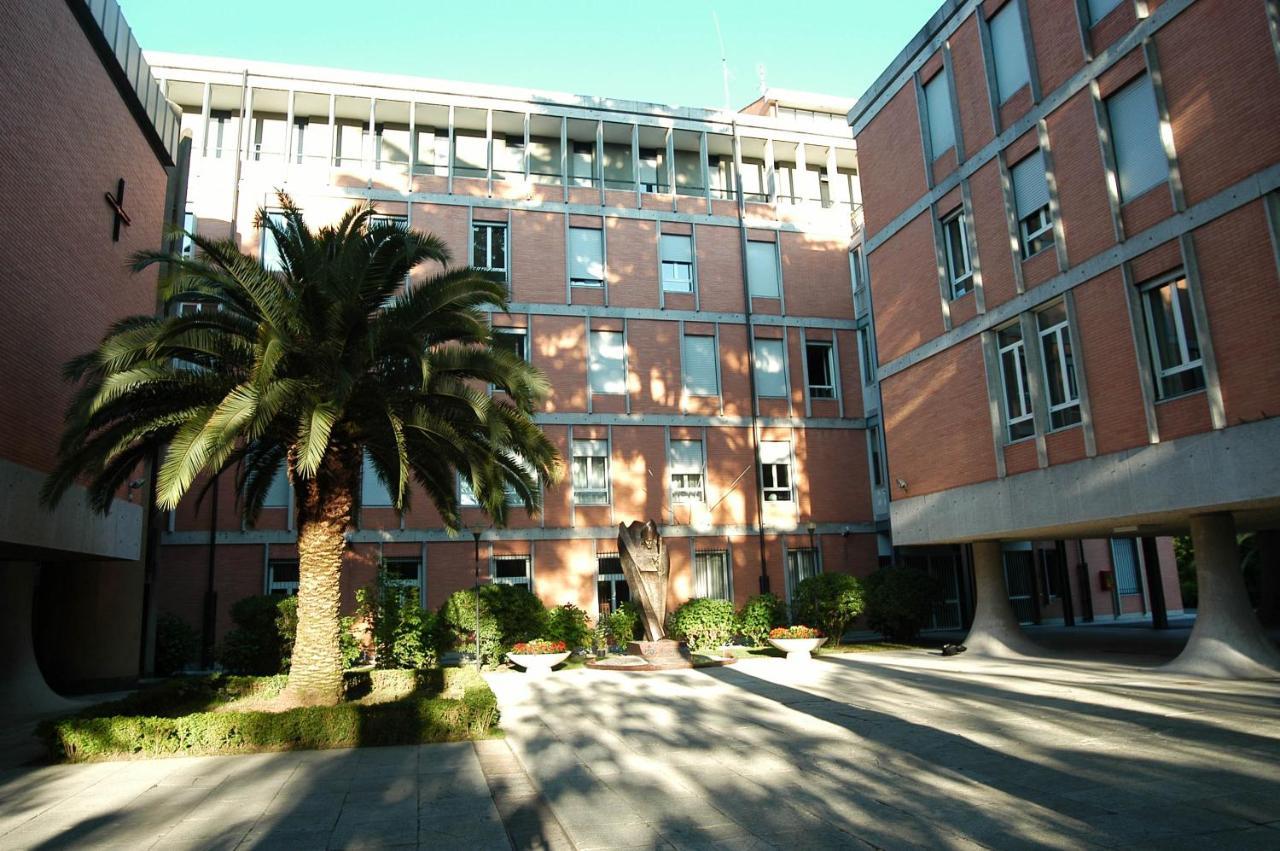 Casa Per Ferie Jpii Dom Polski Rom Exterior foto