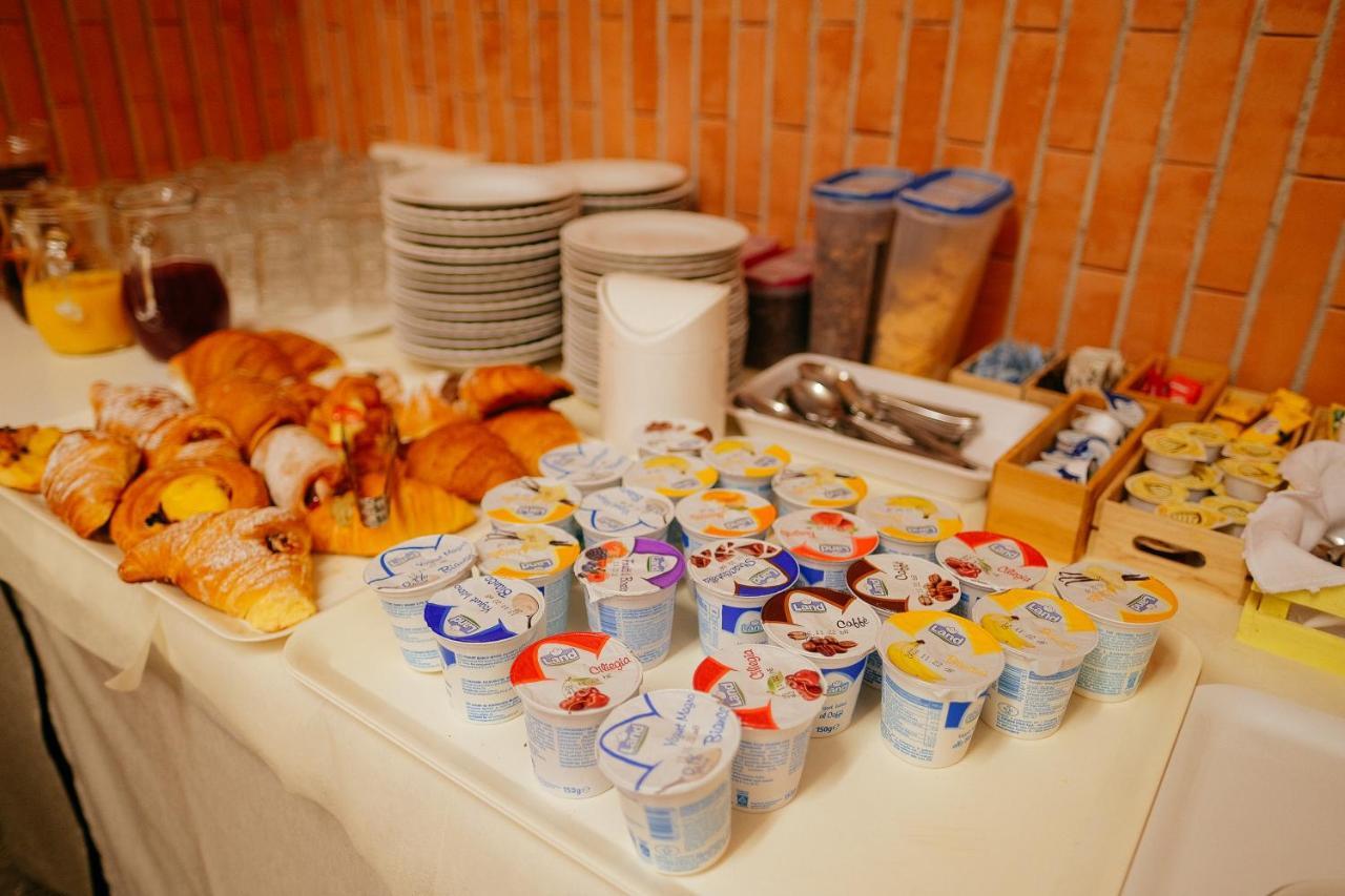 Casa Per Ferie Jpii Dom Polski Rom Exterior foto