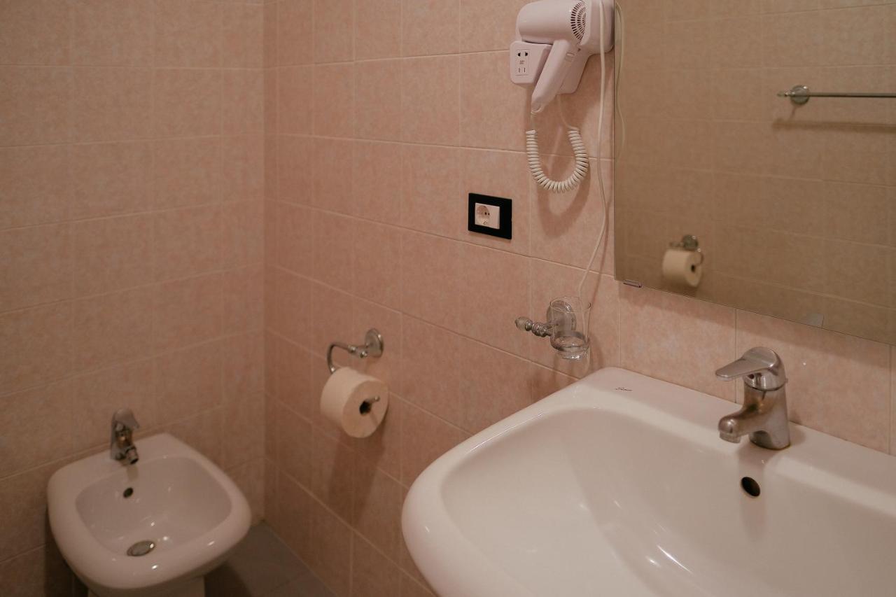 Casa Per Ferie Jpii Dom Polski Rom Exterior foto